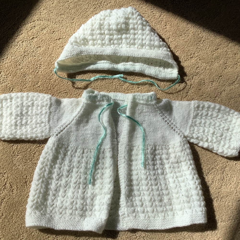 Hand knit sweater & bonnet approximately 3 mos